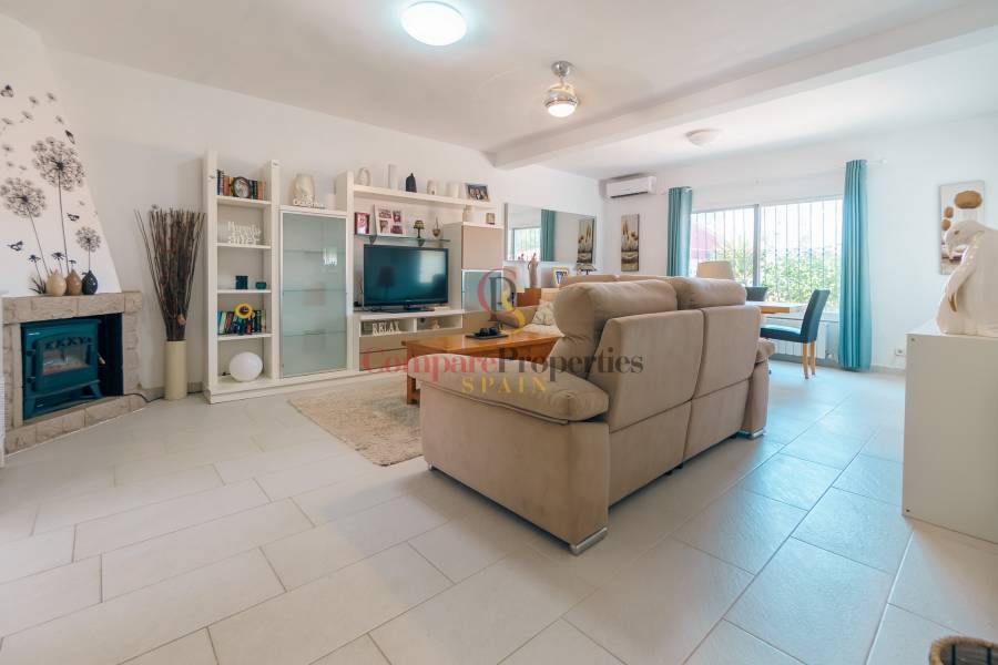 Venta - Villa - Albir