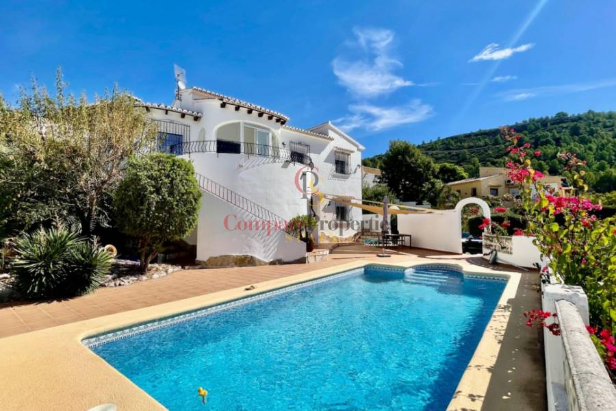 Sale - Villa - Jalon Valley - Valley / Urbanización