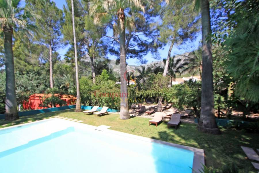 Sale - Villa - Orba Valley - Casco urbano