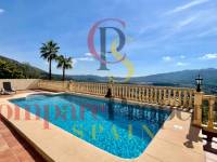 Sale - Villa - Jalon Valley - Valley / Urbanización