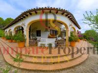 Sale - Villa - Jalon Valley - Campo