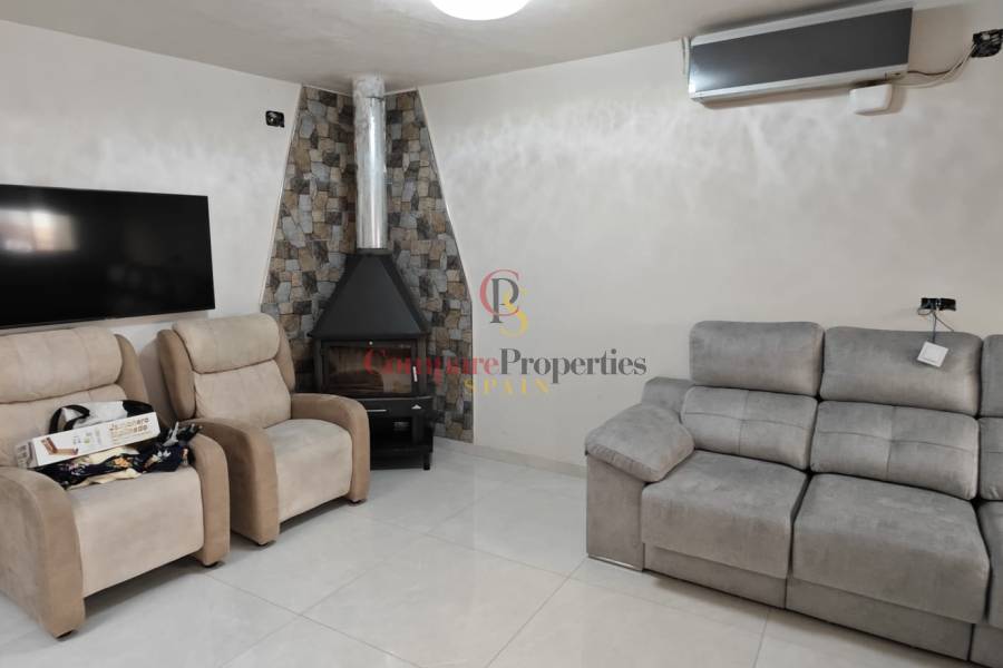 Sale - Townhouses - Oliva - Casco urbano