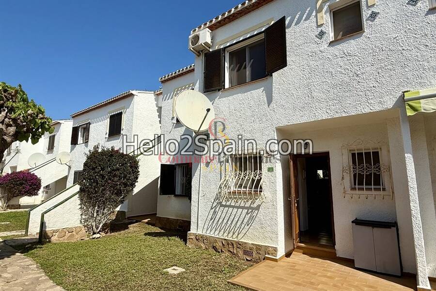 Sale - Townhouses - Dénia