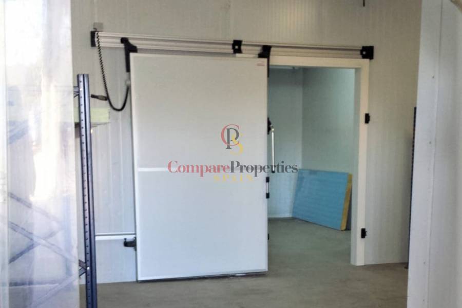 Venta - Commercial Units - Calpe