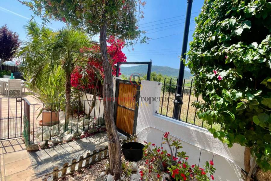 Sale - Villa - Jalon Valley - Pueblo