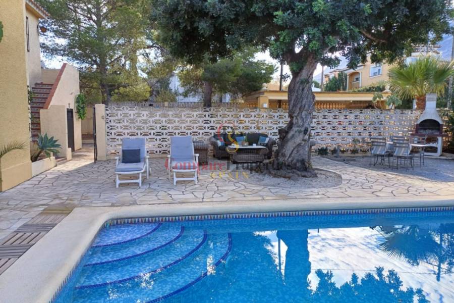 Sale - Villa - Dénia - Las Rotas