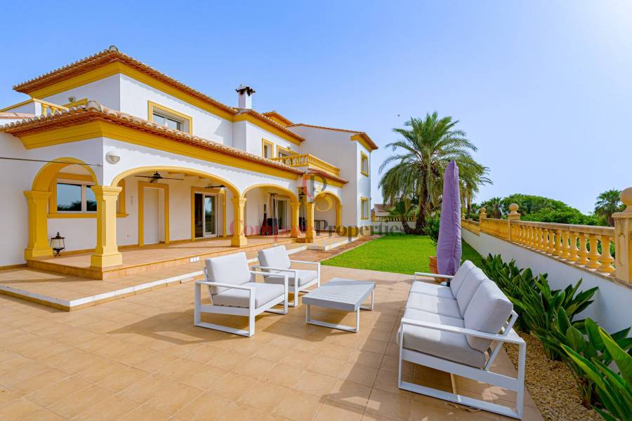 Sale - Villa - Orba Valley - Centro pueblo