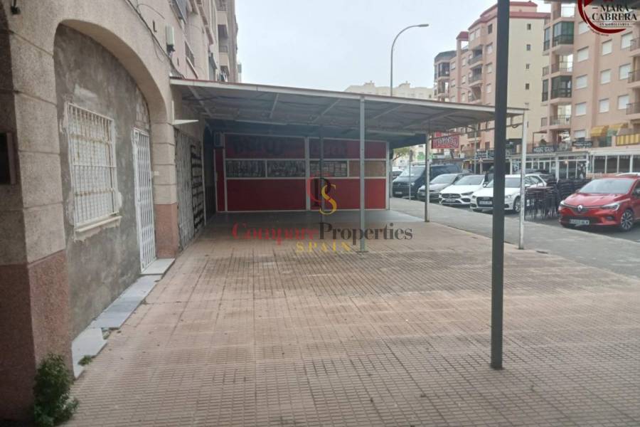 Sale - Villa - Gandía - 