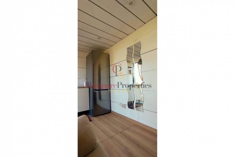 Sale - Apartment - Oliva - 