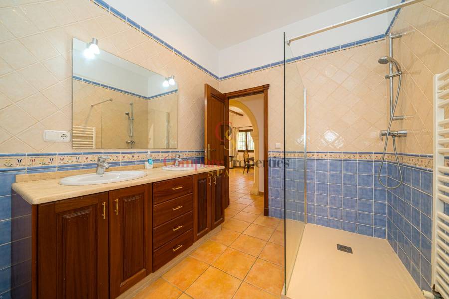 Sale - Villa - Jalon Valley - Mequinenza