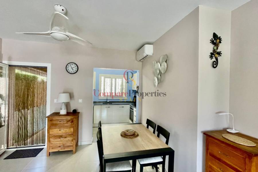 Sale - Villa - Jalon Valley - Valley / Urbanización