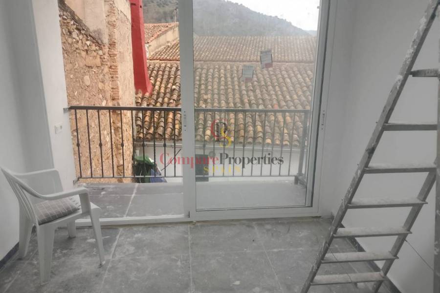 Sale - Apartment - Ador - 