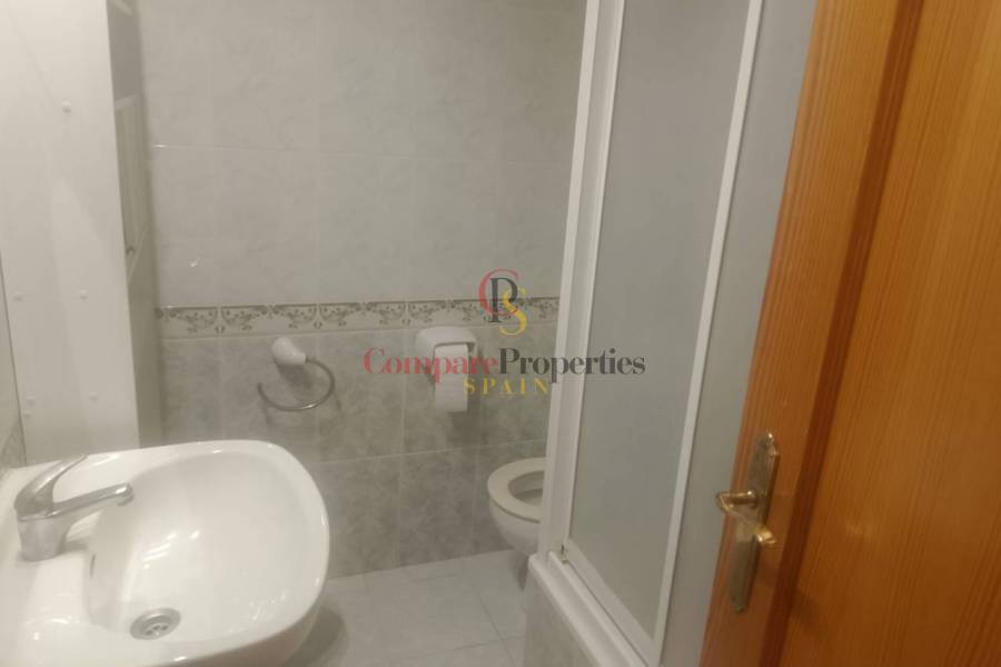 Sale - Apartment - Oliva - 