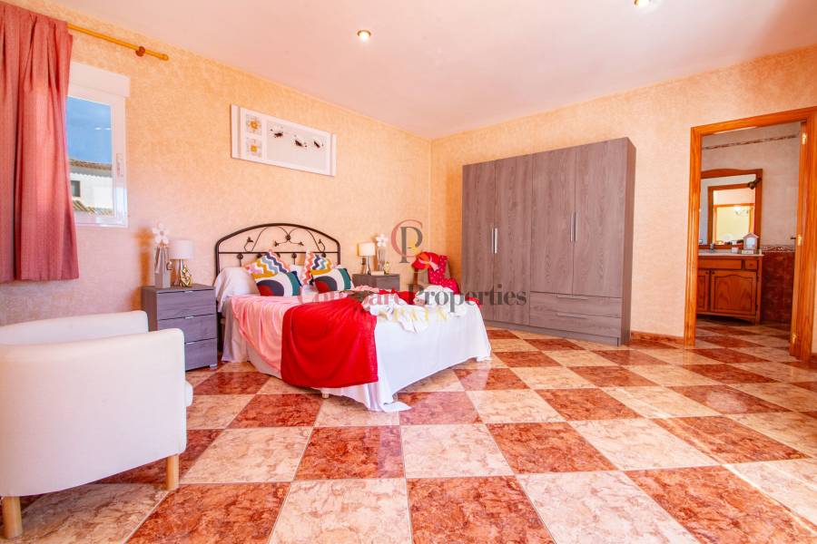 Verkoop - Villa - Calpe - 03710