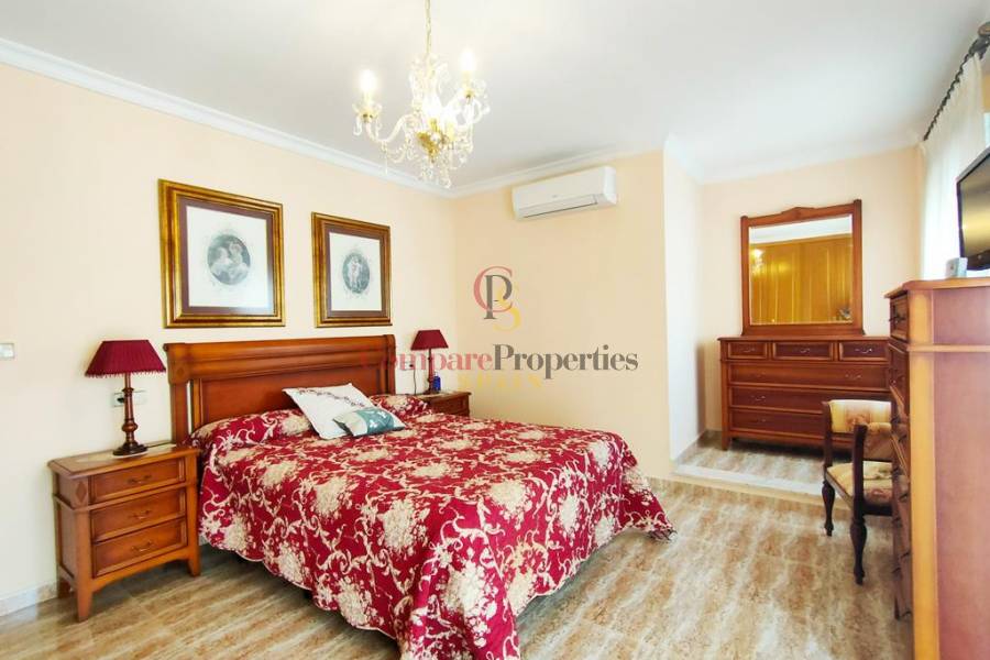 Sale - Townhouses - Dénia - Centro ciudad