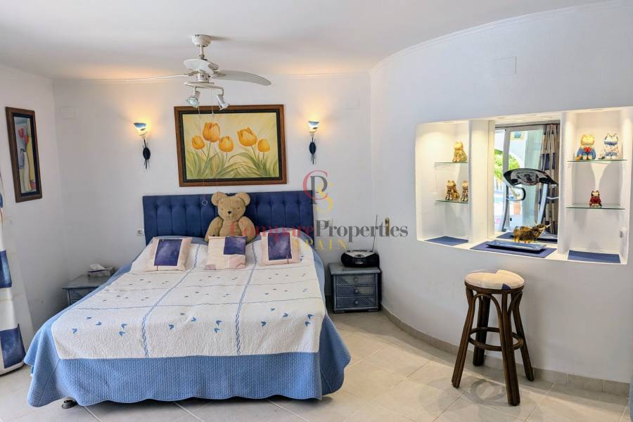 Sale - Villa - Benissa - La Fustera