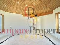 Sale - Villa - Benhavis - El Paraiso Alto