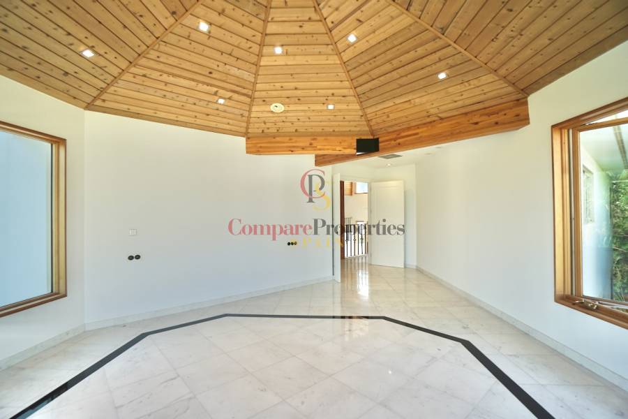 Sale - Villa - Benhavis - El Paraiso Alto