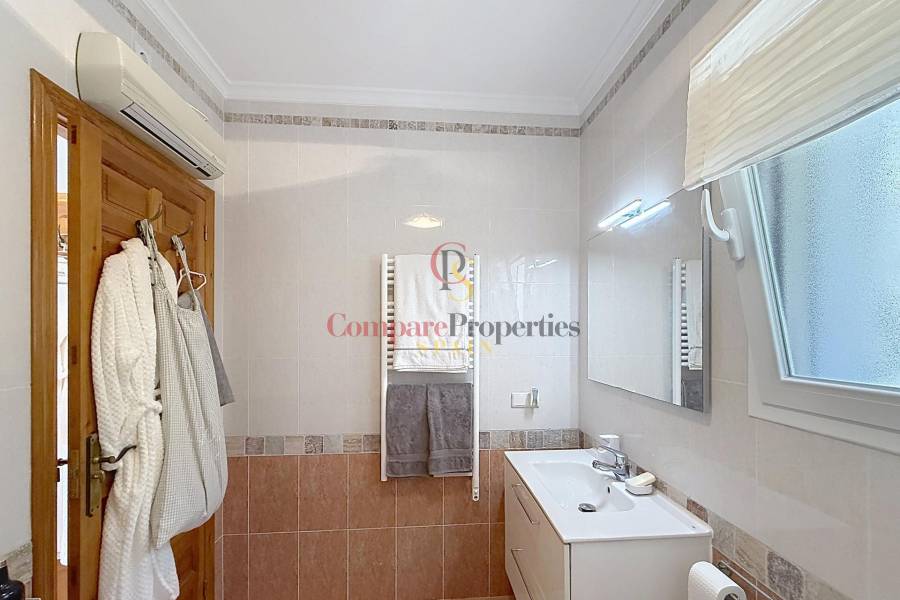 Sale - Villa -  - Kalmias