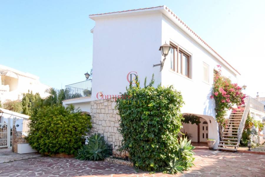 Sale - Villa - Dénia - Las Rotas