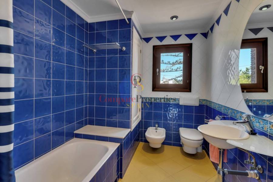 Sale - Villa - Jávea - La Lluca - La Tarraula