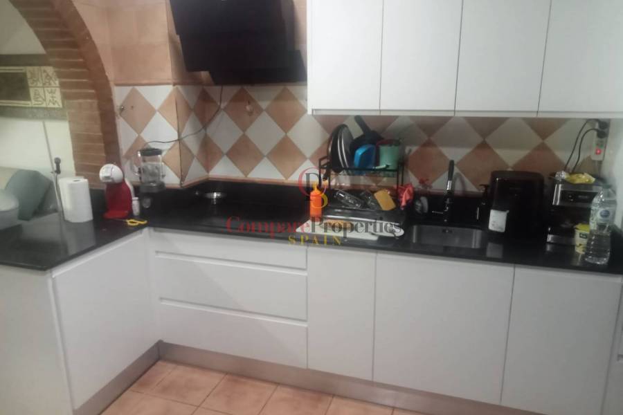 Sale - Apartment - Oliva - 
