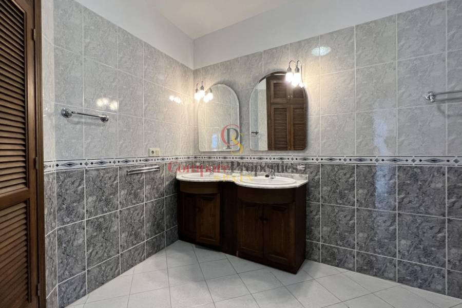 Venta - Villa - Pego - 