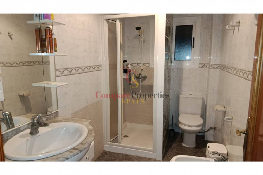 Sale - Apartment - Oliva - 