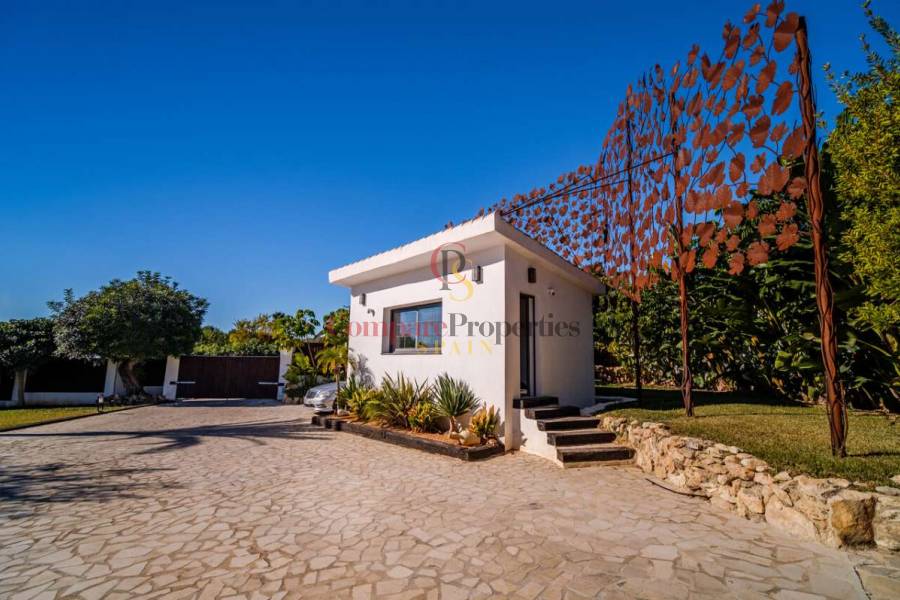 Sale - Villa - Jávea