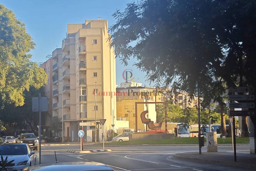 Verkoop - Apartment - Dénia - Casco urbano