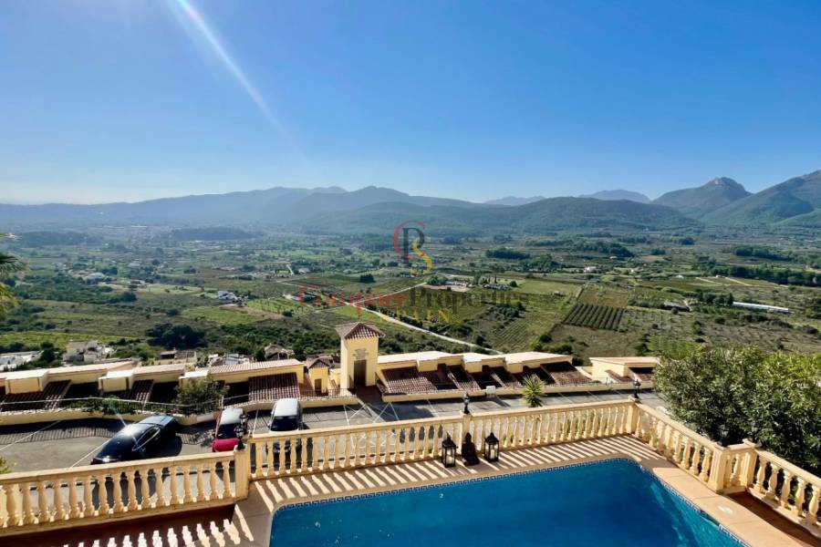 Sale - Villa - Jalon Valley - Valley / Urbanización