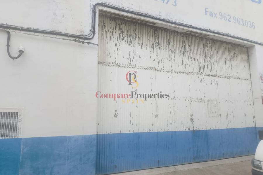 Sale - Apartment - Oliva - 
