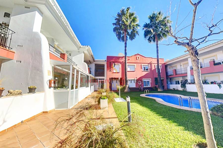 Sale - Apartment - Jesús Pobre