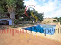 Sale - Villa - Dénia - Montgo