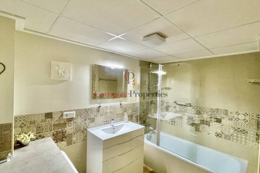 Sale - Apartment - Jalon Valley - Ciudad