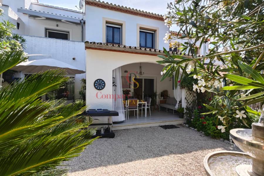 Verkoop - Semi-Detached Villa - Pedreguer - CAMPO