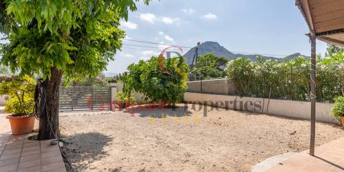 Villa - Sale - El Vergel - 