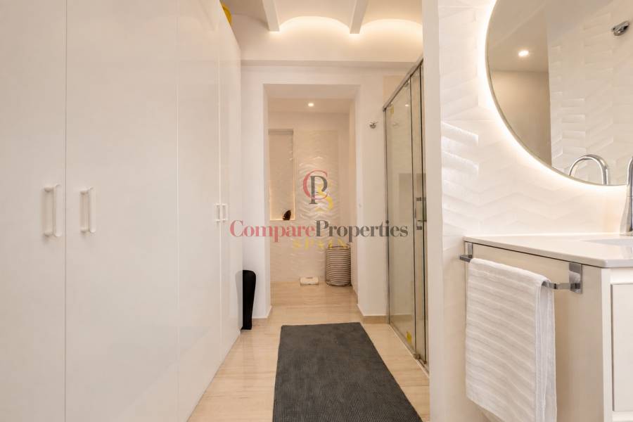 Sale - Villa -  - Casco Urbano