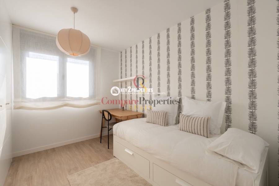 Venta - Duplex and Penthouses - Alicante