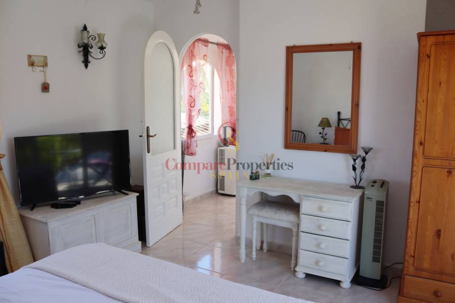 Sale - Villa - Orba Valley - Orba