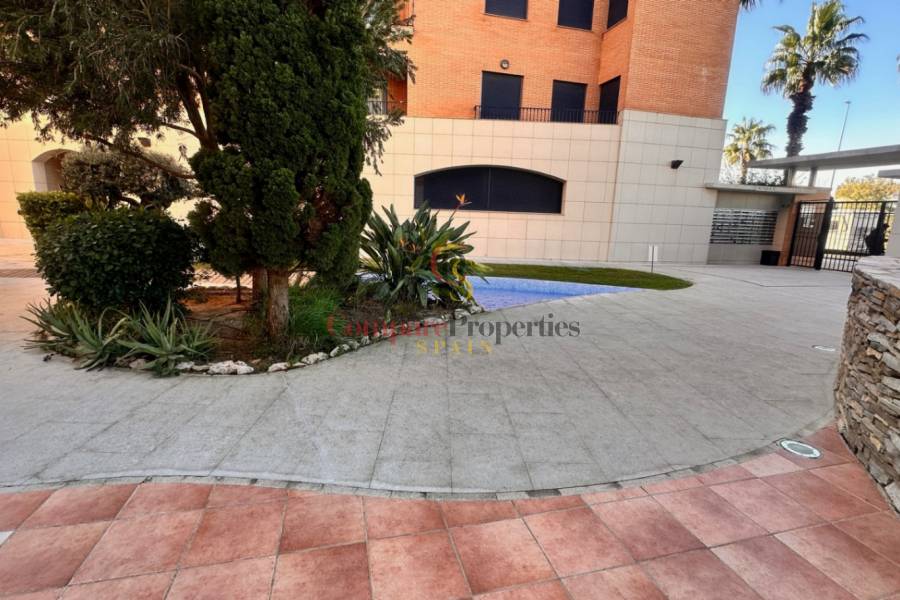 Sale - Duplex and Penthouses - Dénia - Casco urbano