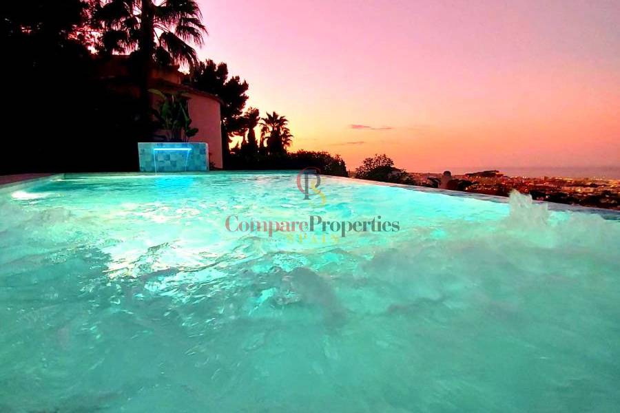 Sale - Villa - Dénia - 
