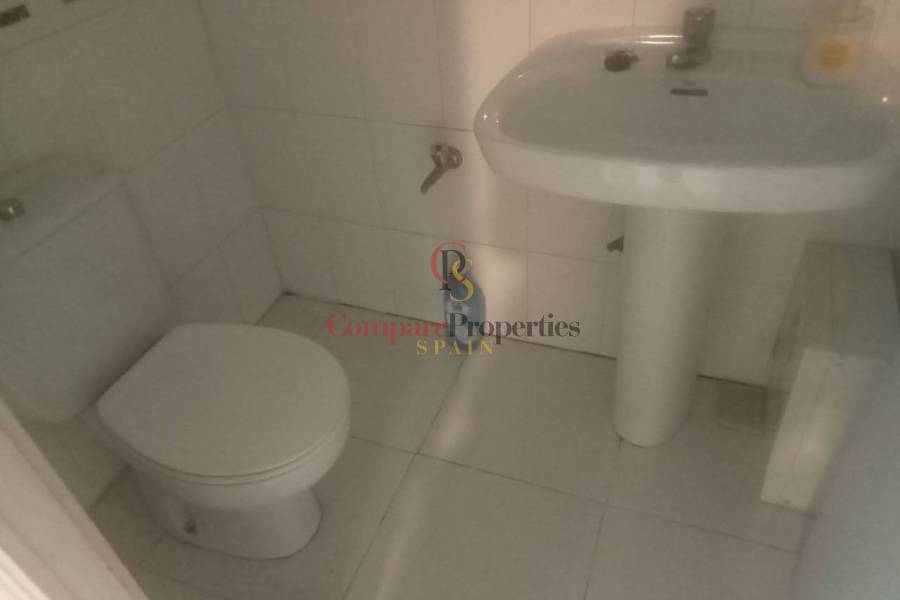 Sale - Apartment - Oliva - 