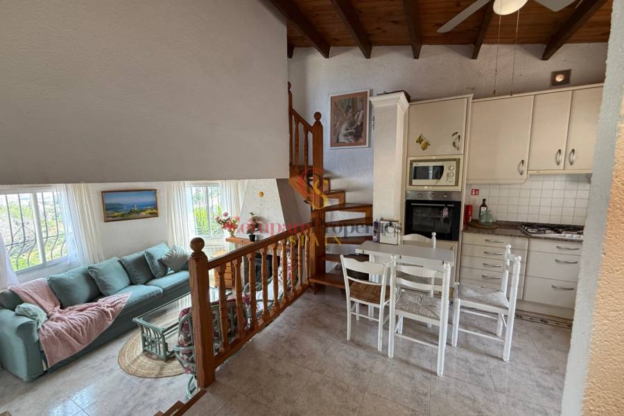 Sale - Villa - Dénia
