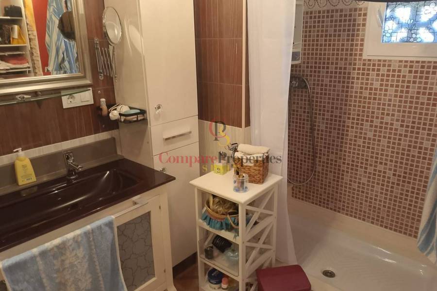 Sale - Apartment - Oliva - 