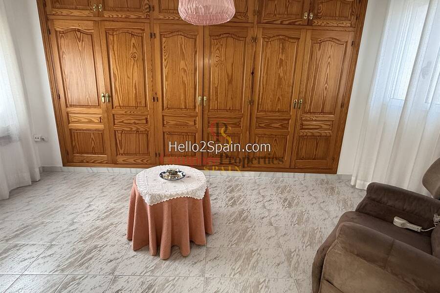 Sale - Villa - Dénia