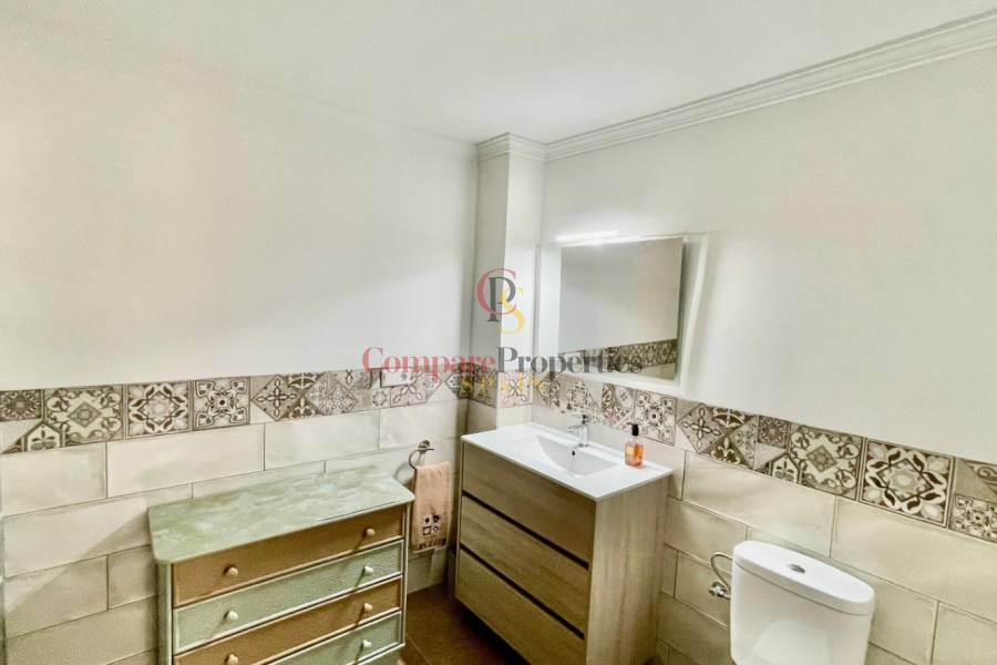Sale - Apartment - Jalon Valley - Ciudad