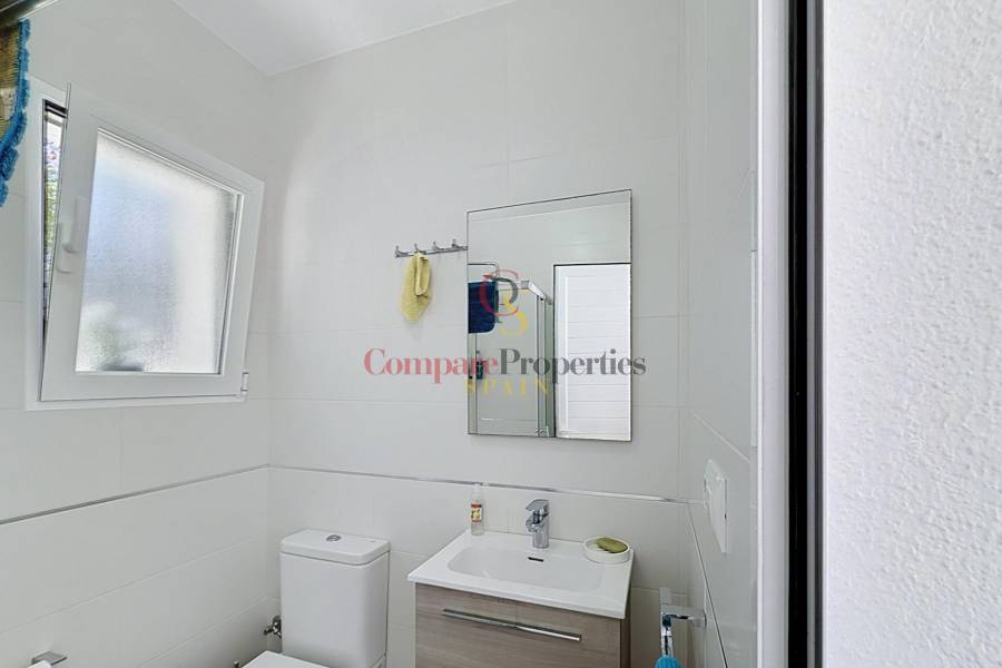 Sale - Villa -  - Kalmias