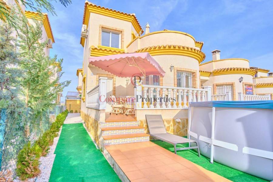 Vente - Villa - Los Montesinos - La Herrada