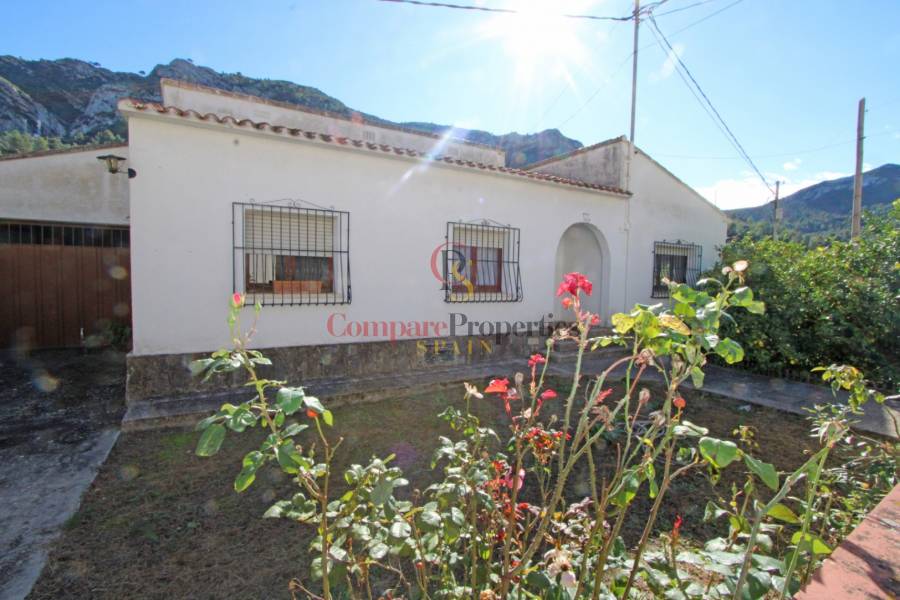 Sale - Villa - Jalon Valley - Alcalali